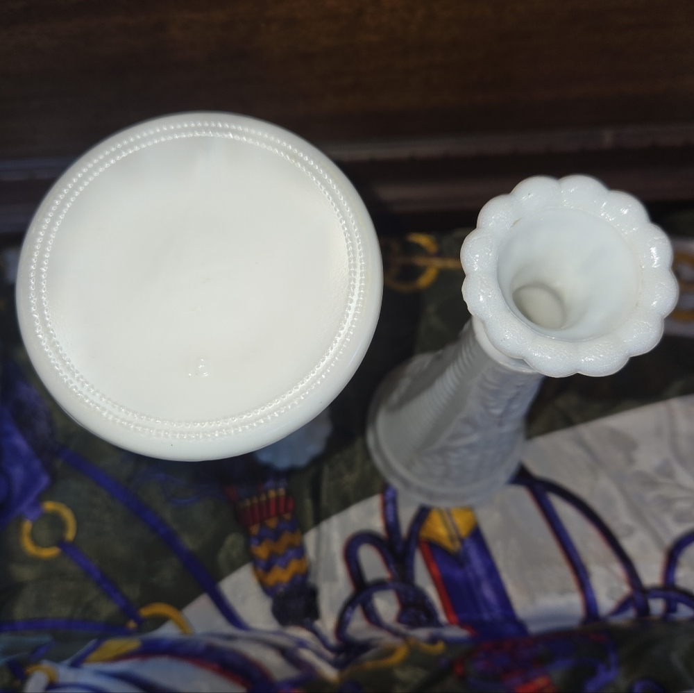 Set Of Two 9 Inch Tall Milk Glass Vases - Picture 7 of 7